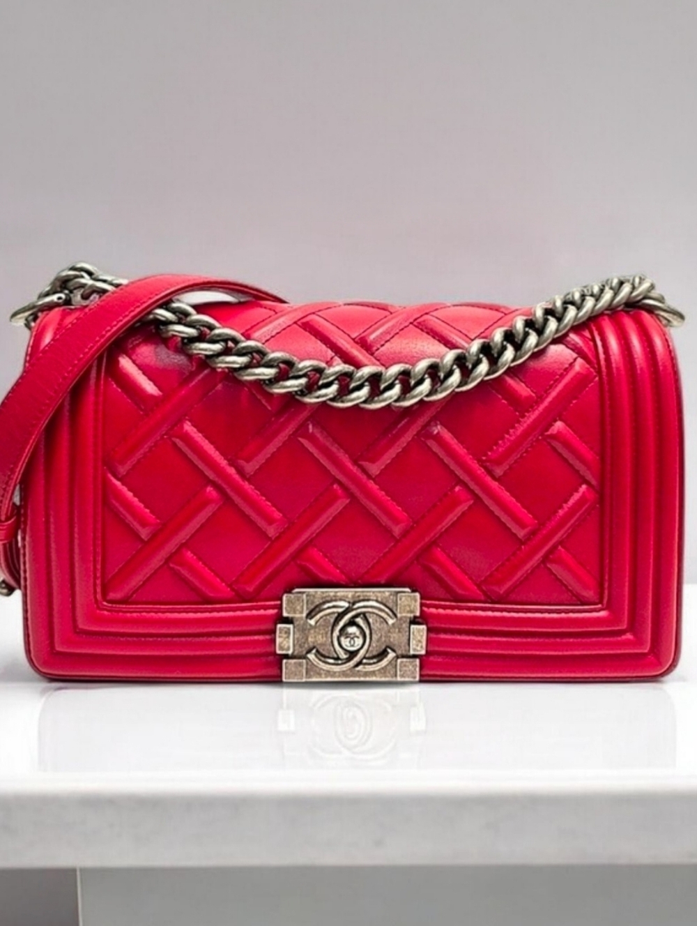 ✨️Authentic Limited Edition Chanel Boy Flap Medium Bag